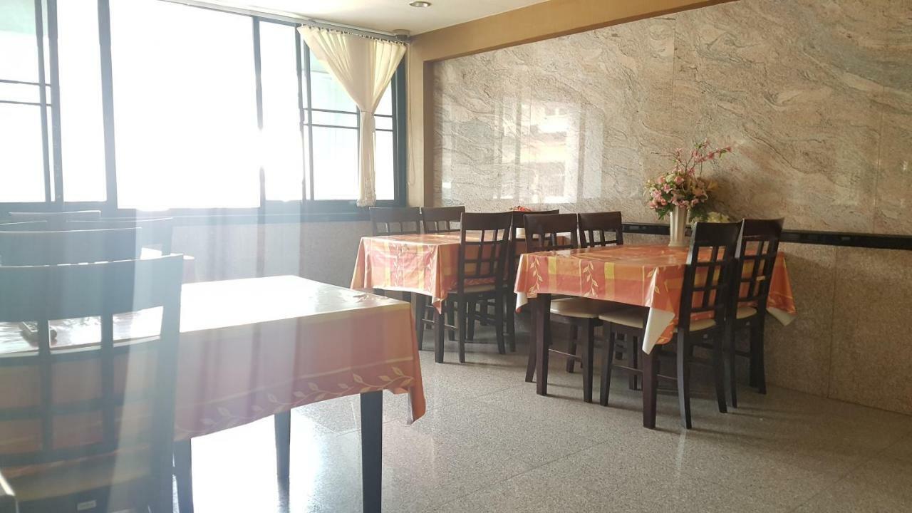Khon Kaen Ruenrom Hotel Екстер'єр фото