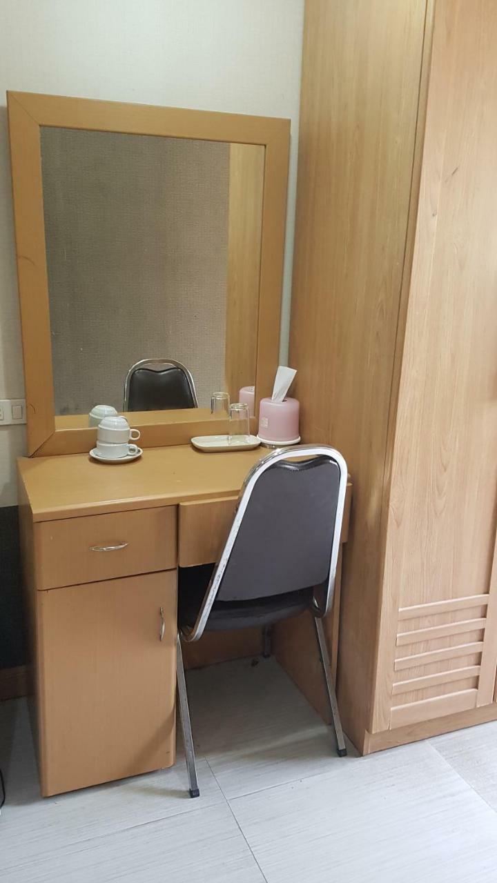 Khon Kaen Ruenrom Hotel Екстер'єр фото
