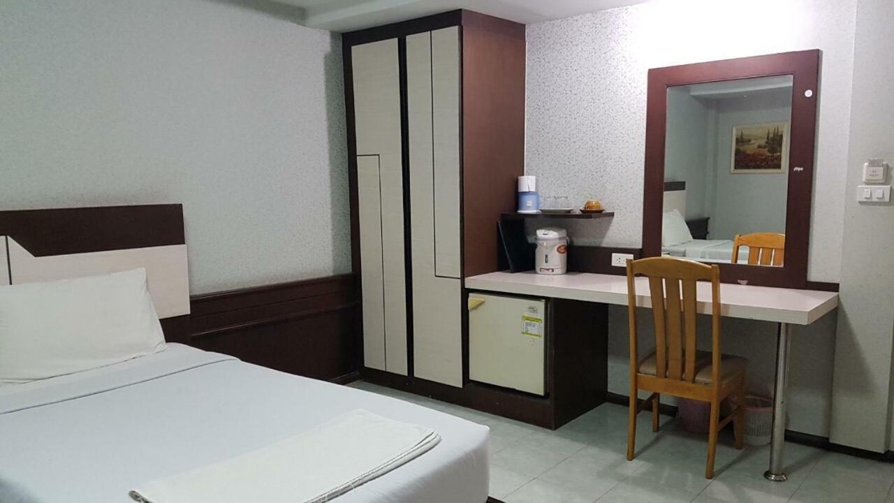 Khon Kaen Ruenrom Hotel Екстер'єр фото