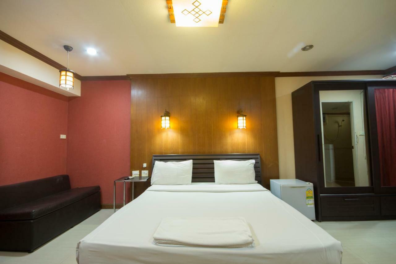 Khon Kaen Ruenrom Hotel Екстер'єр фото